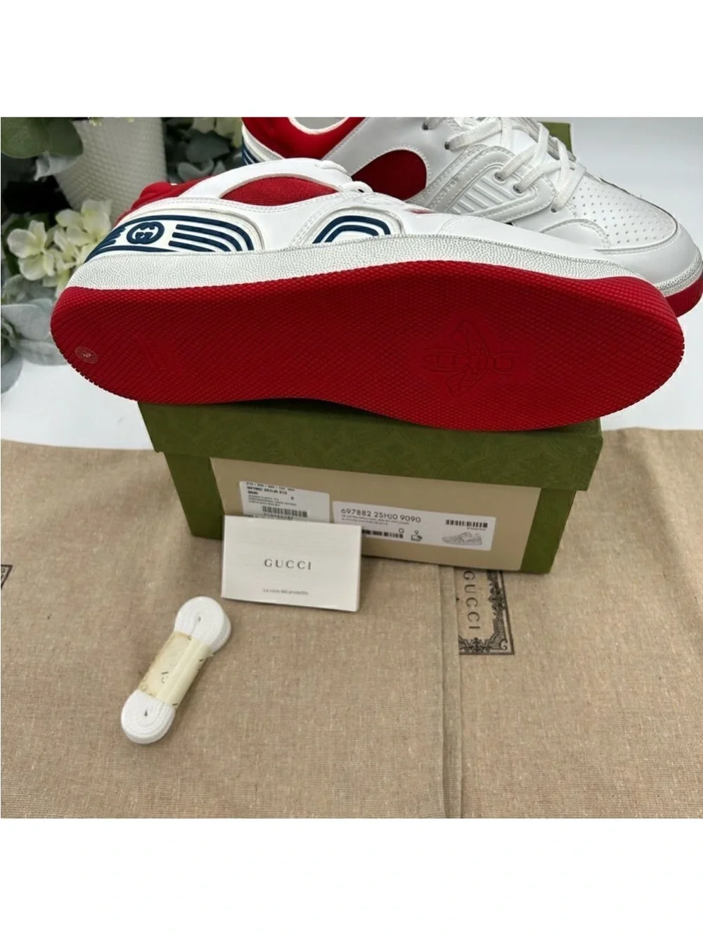 Men’s Gucci basket trainer, sneakers size 9, made in Italy